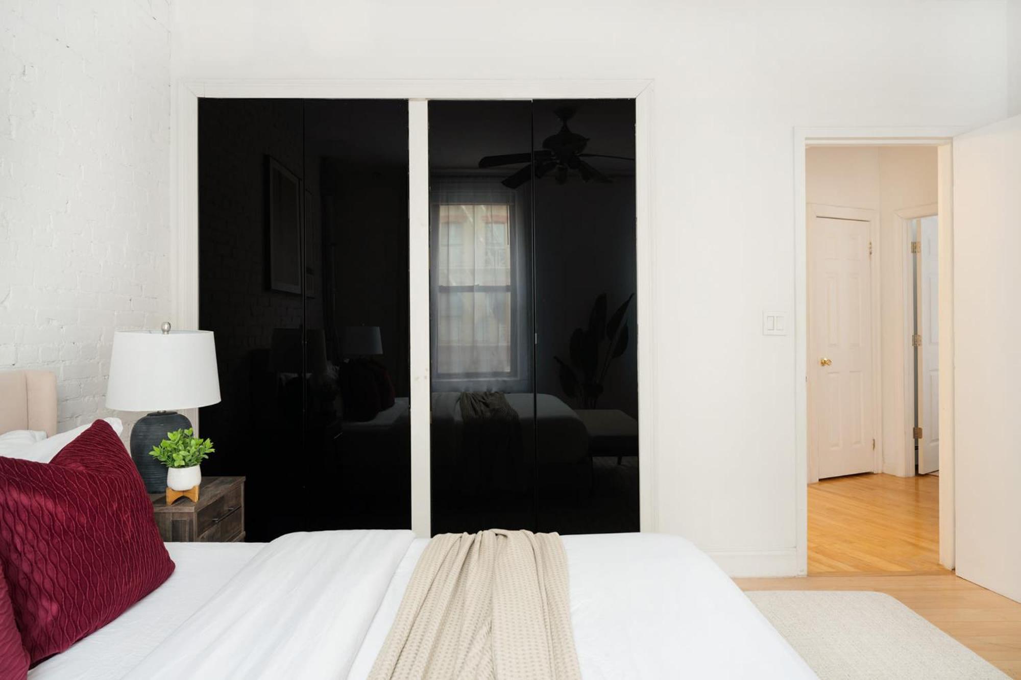 Căn hộ 139-2w Prime West Village Furnished 2br Value