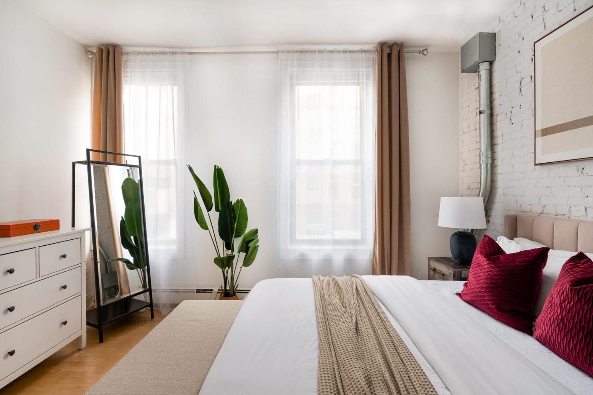 Căn hộ 139-2w Prime West Village Furnished 2br Value *