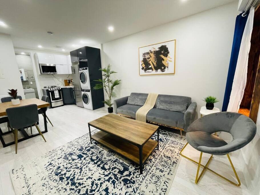 78-3a Luxury Brand New Modern 1br W&d * Nova York