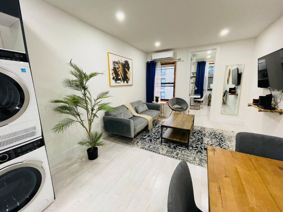 78-3a Luxury Brand New Modern 1br W&d Nova York