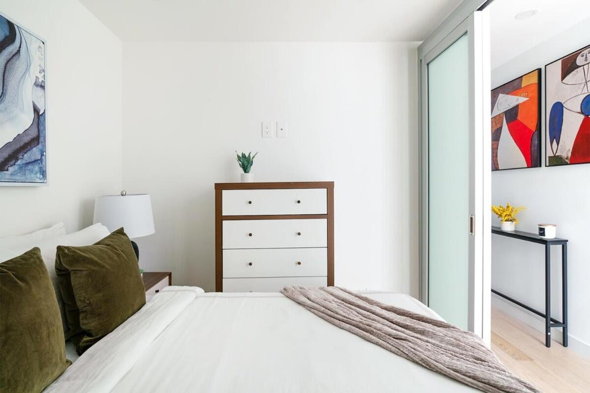Căn hộ 75-3b 3br Luxury Duplex Brand New W&d Elevator New York