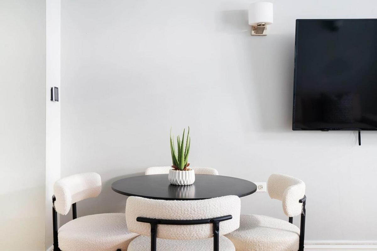 73-208 New 2br2bath Uws Doorman Gym Căn hộ New York