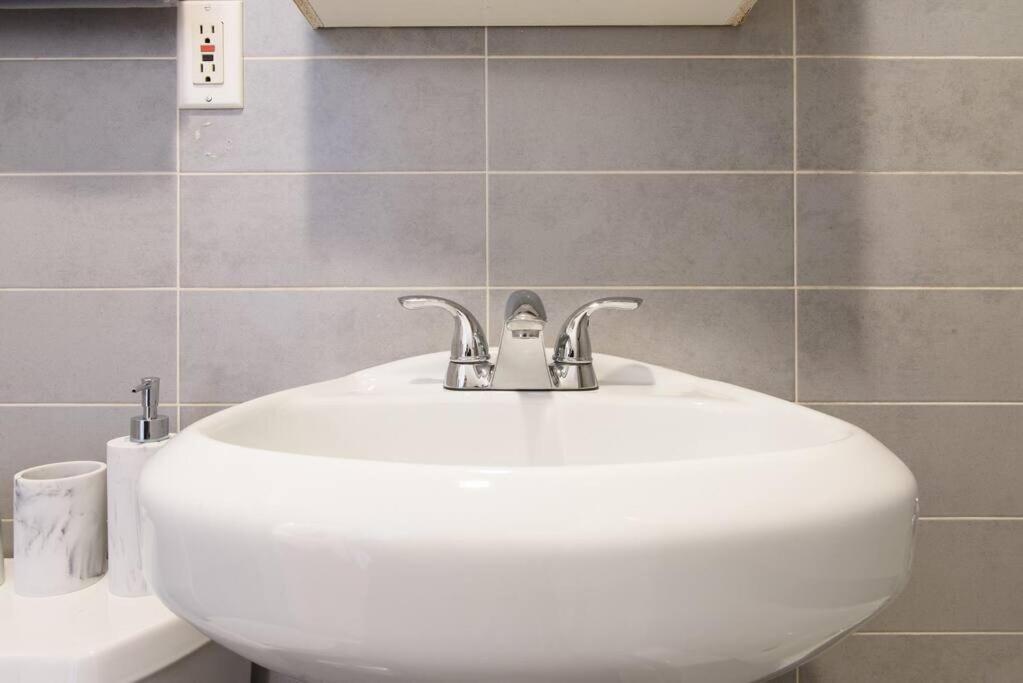 69-5d Winter Getaway Stylish Lower East Side 1br Căn hộ New York