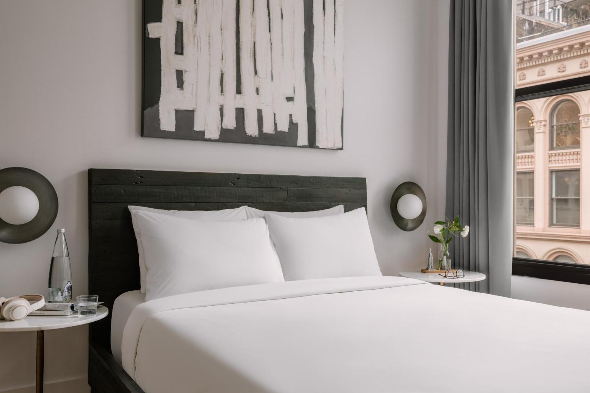 Khách sạn Sonder Duane Street 4*