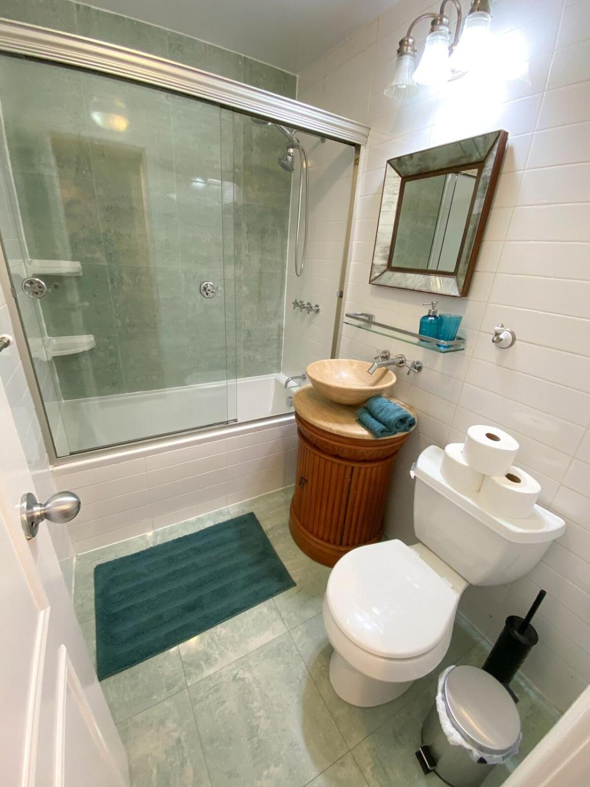 Apartment Spacious 4br 2ba With Private Outdoor Space Uws *
