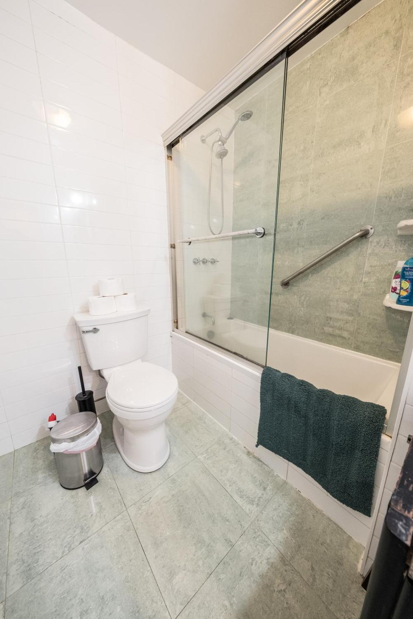 Apartment Spacious 4br 2ba With Private Outdoor Space Uws *