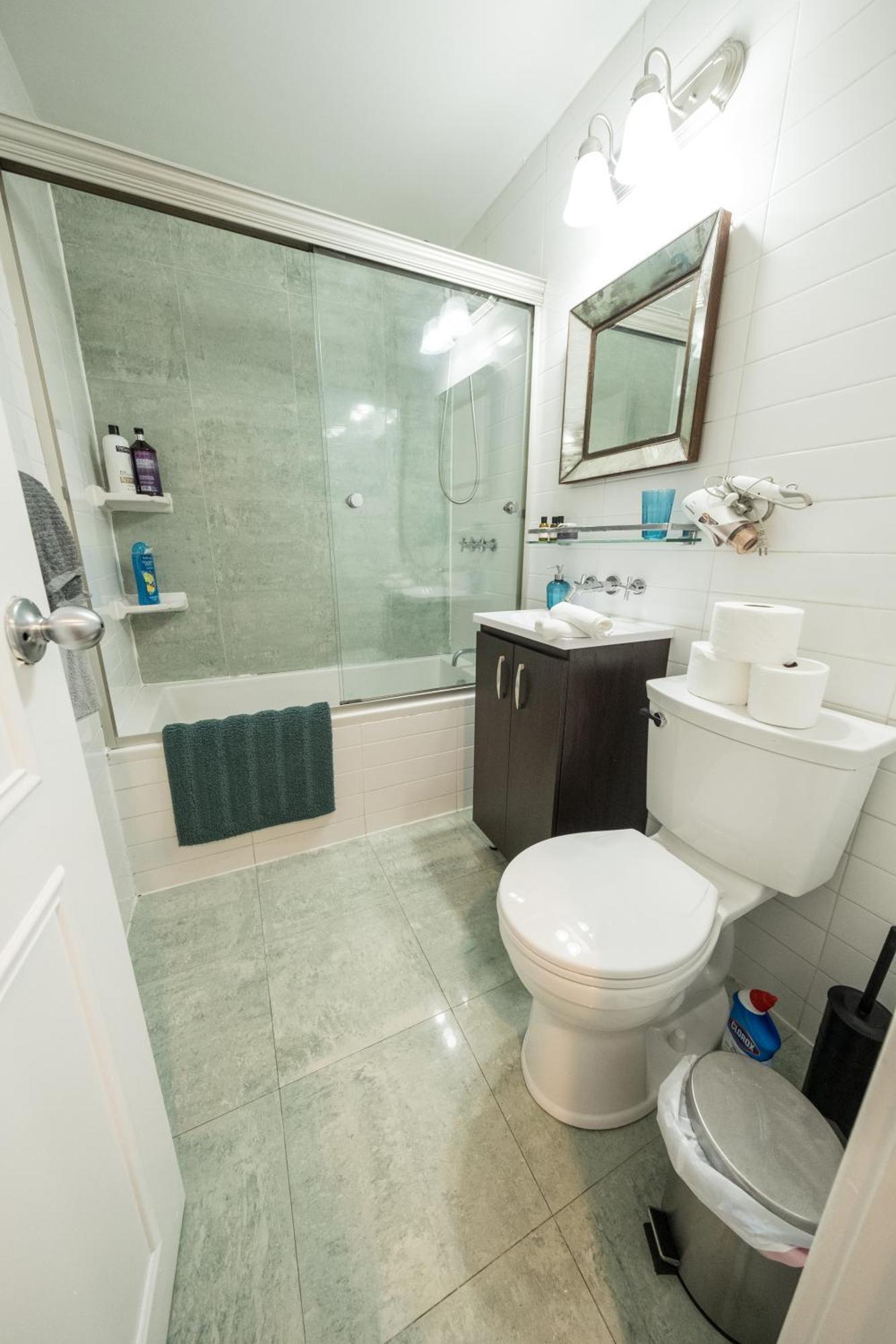 Apartment Spacious 4br 2ba With Private Outdoor Space Uws *