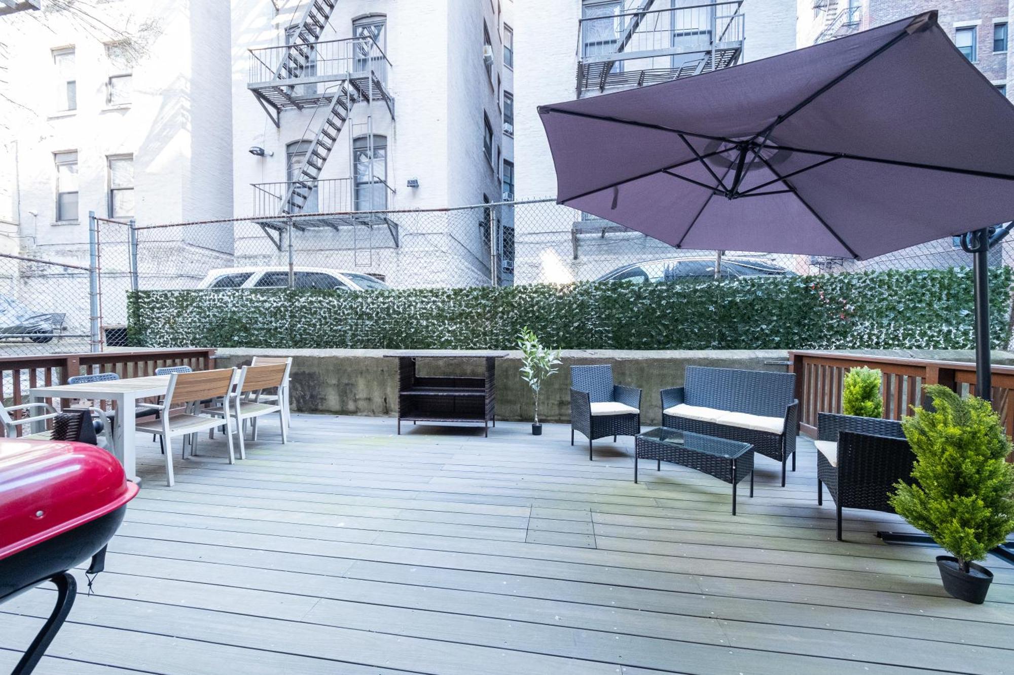 Apartment Spacious 4br 2ba With Private Outdoor Space Uws