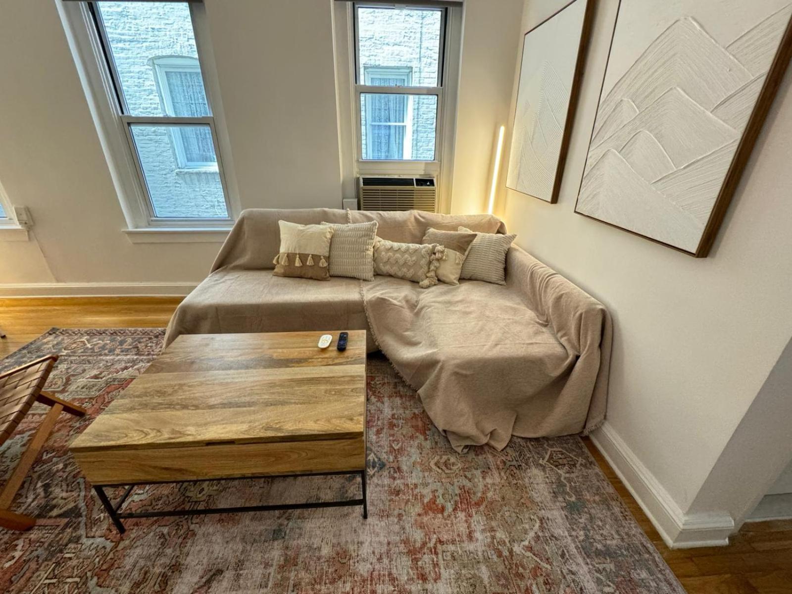 Căn hộ Upper East Side 2 Bedrooms Gem New York