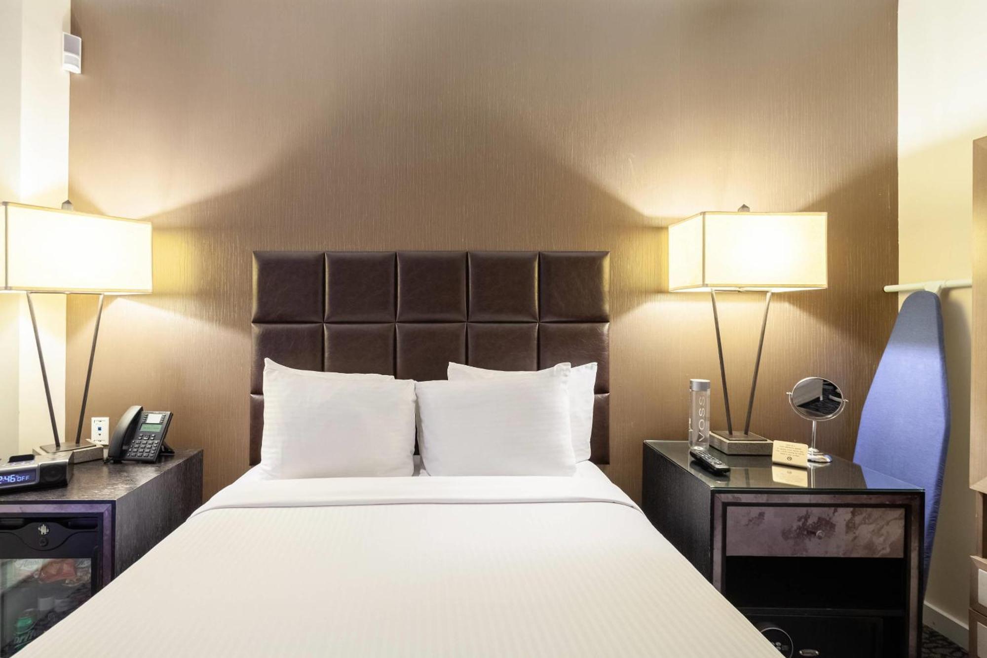 Hotel The Historic Blue Angel Lexington Ave, Ascend Collection New York