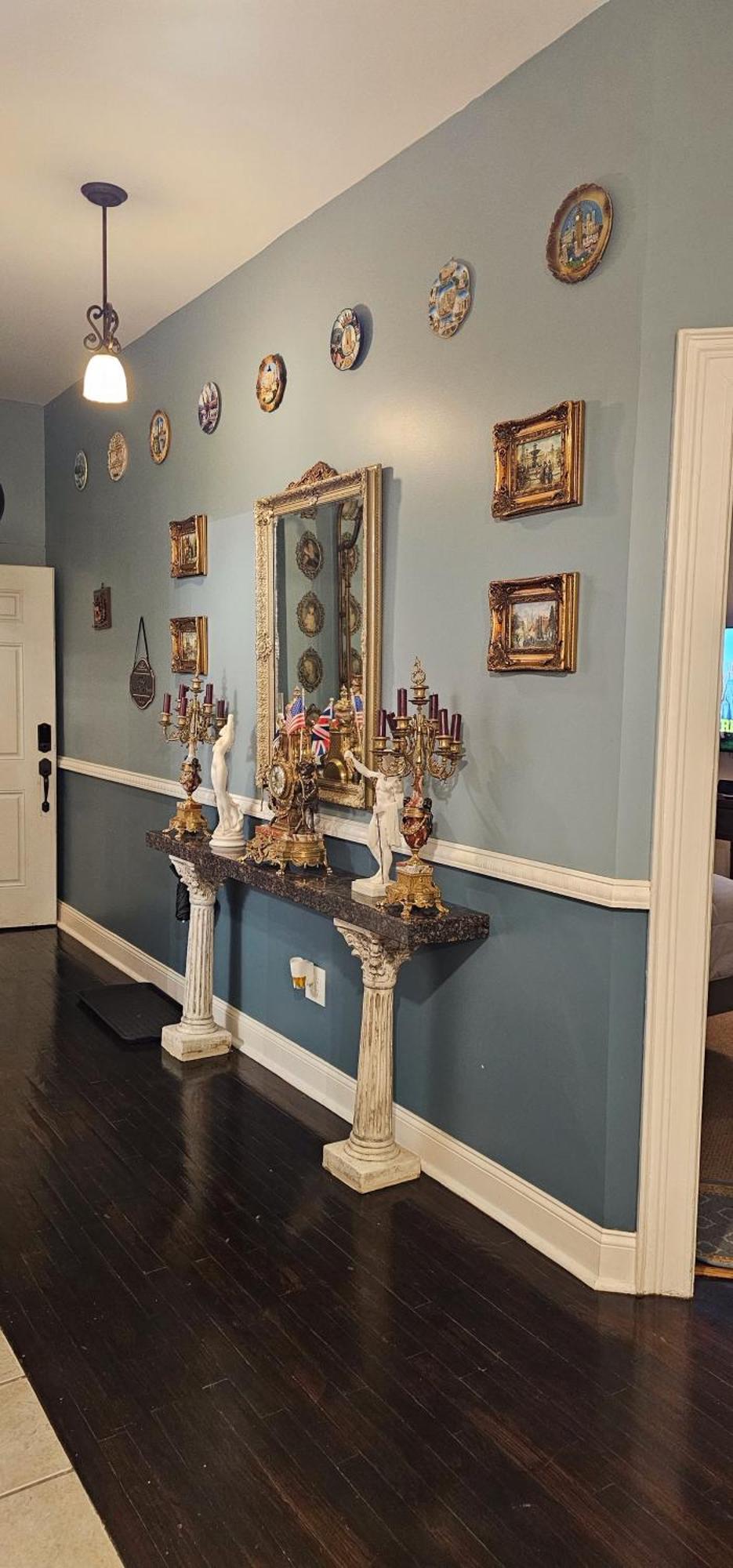 Luxurious At Colonial Townhouse * New York