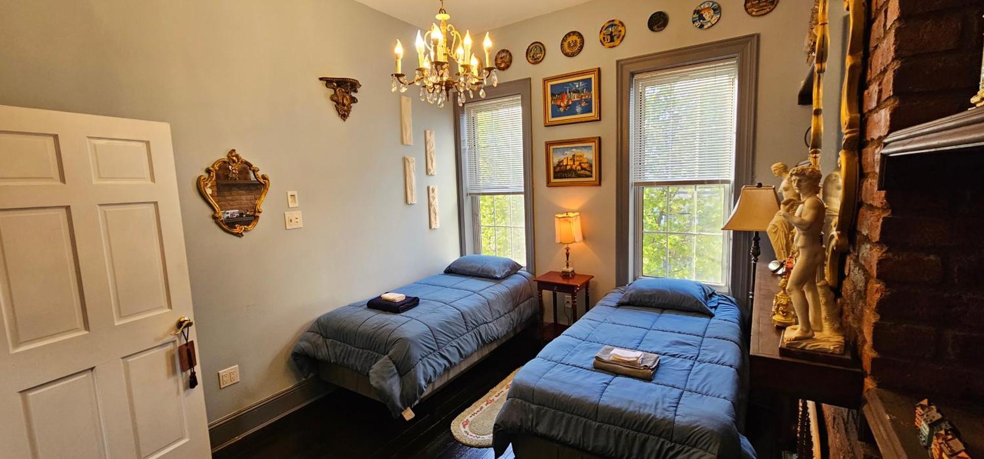 Apartment Luxurious At Colonial Townhouse
