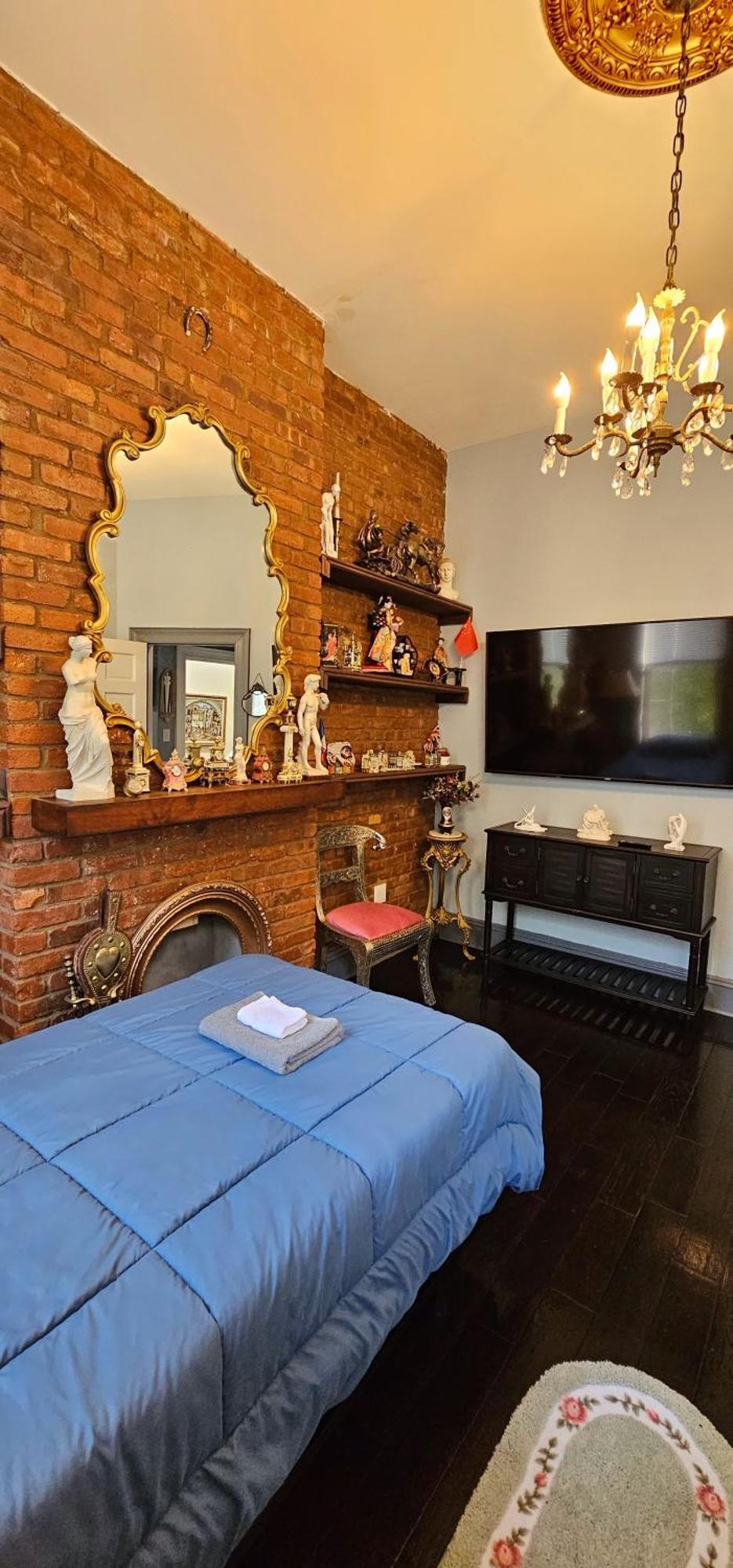 Apartment Luxurious At Colonial Townhouse