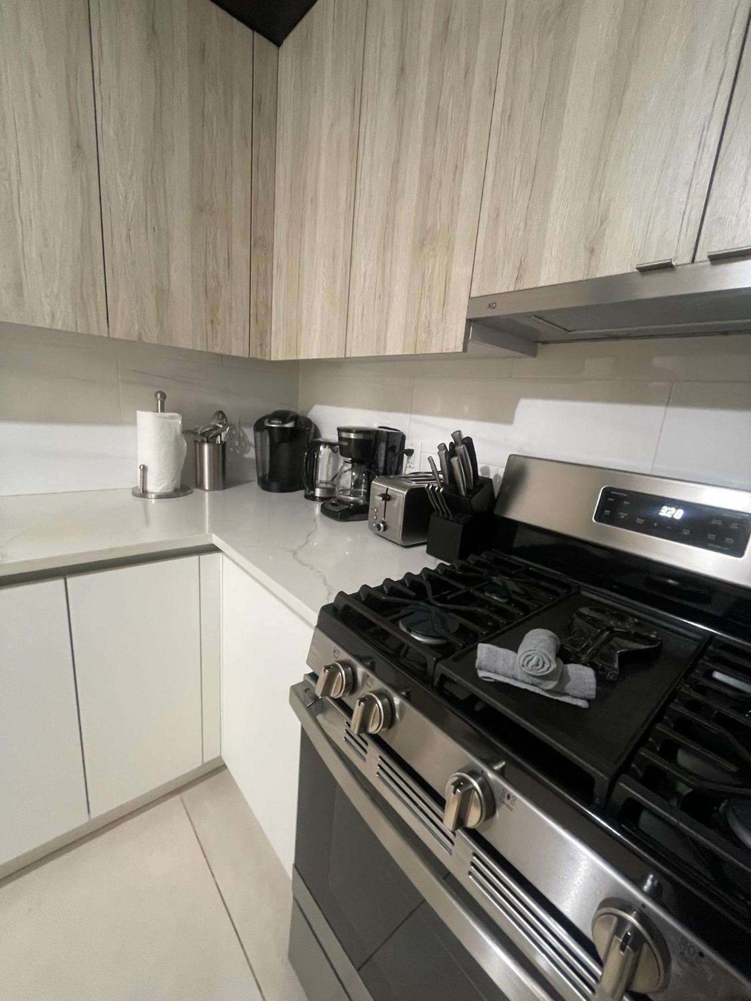 Apartment Luxury 2bdr Midtown East New York