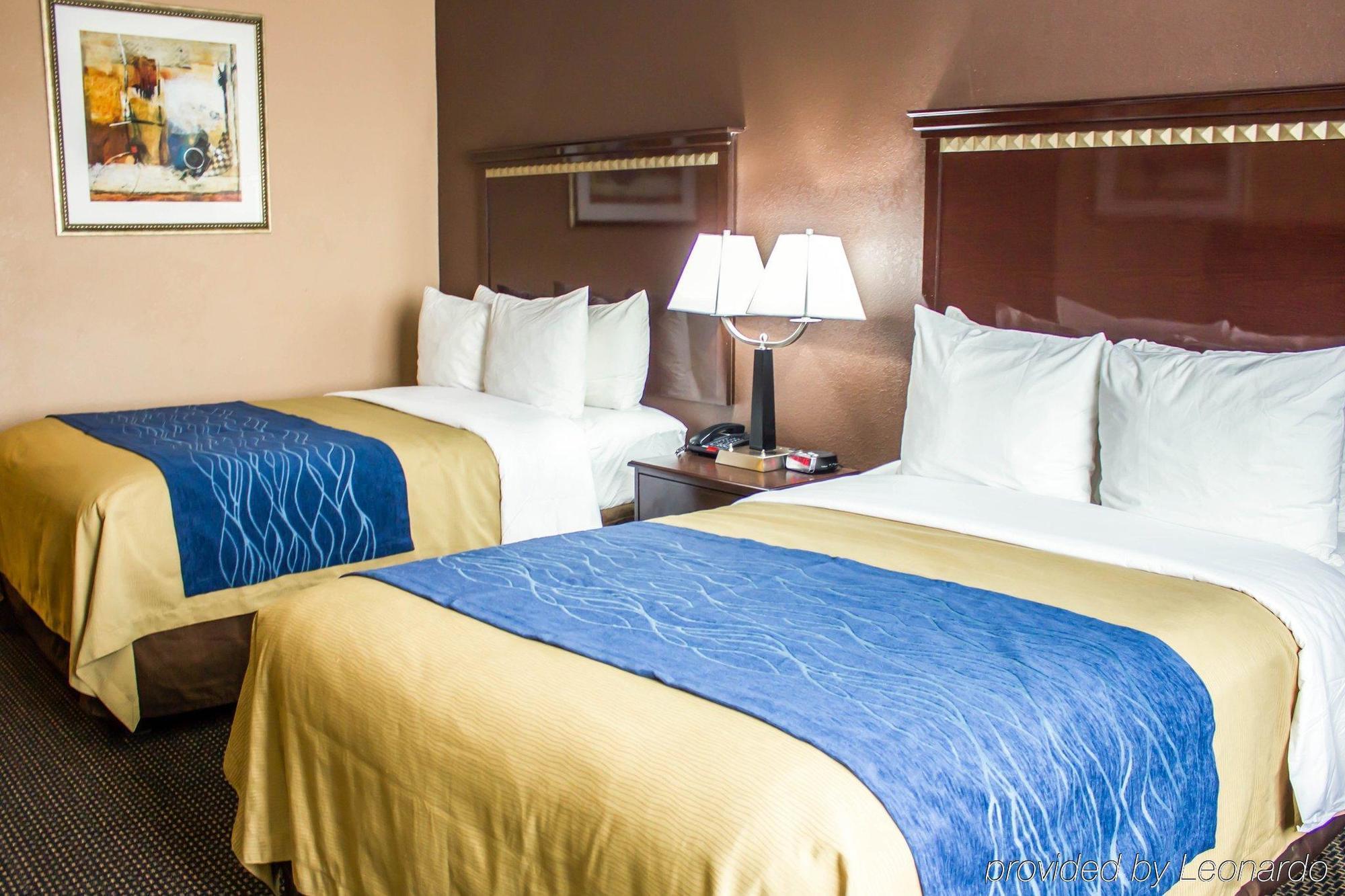 Khách sạn Travelodge By Wyndham Queens New York