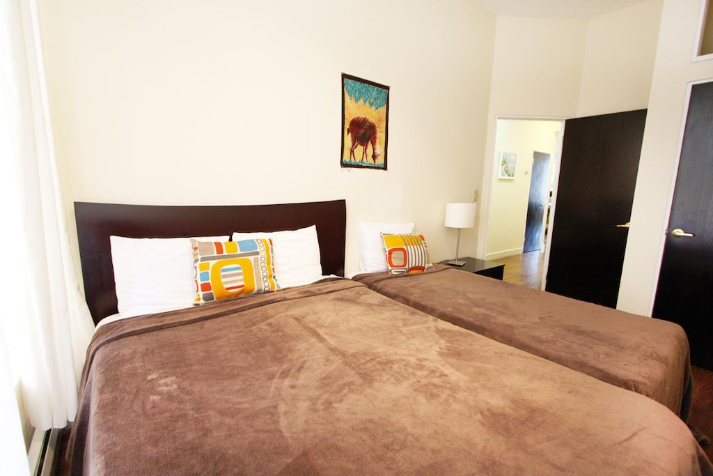 Căn hộ Luxury Living Suites *