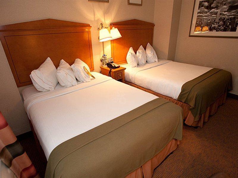 Khách sạn Citadines Connect Fifth Avenue 3*