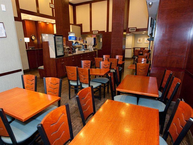Khách sạn Citadines Connect Fifth Avenue