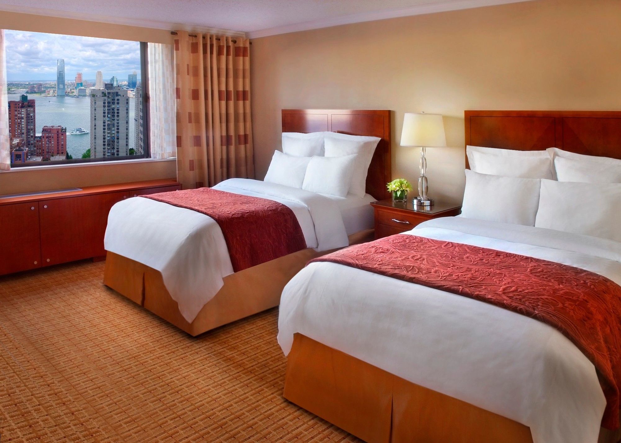 Khách sạn Marriott Downtown