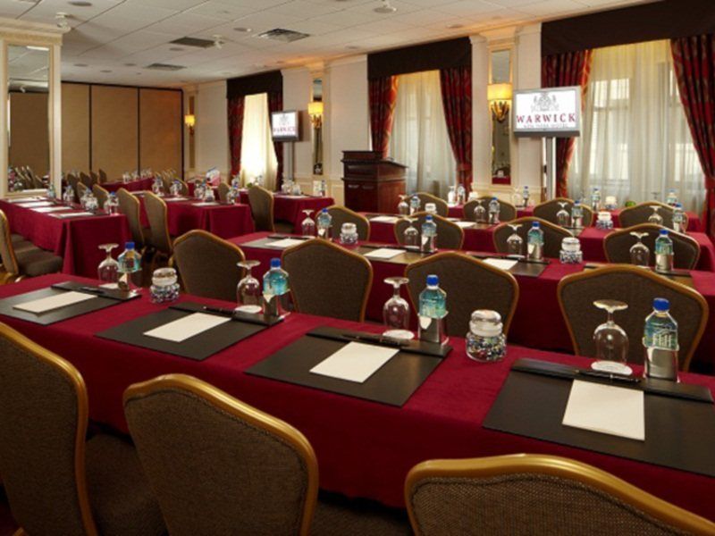 Khách sạn Warwick New York
