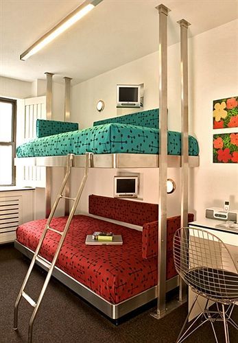 Pod 51 Khách sạn 3*