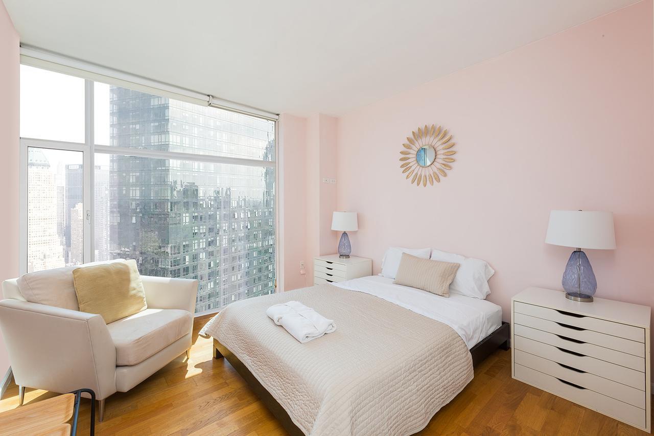 Splendid By Times Sq Apartment *