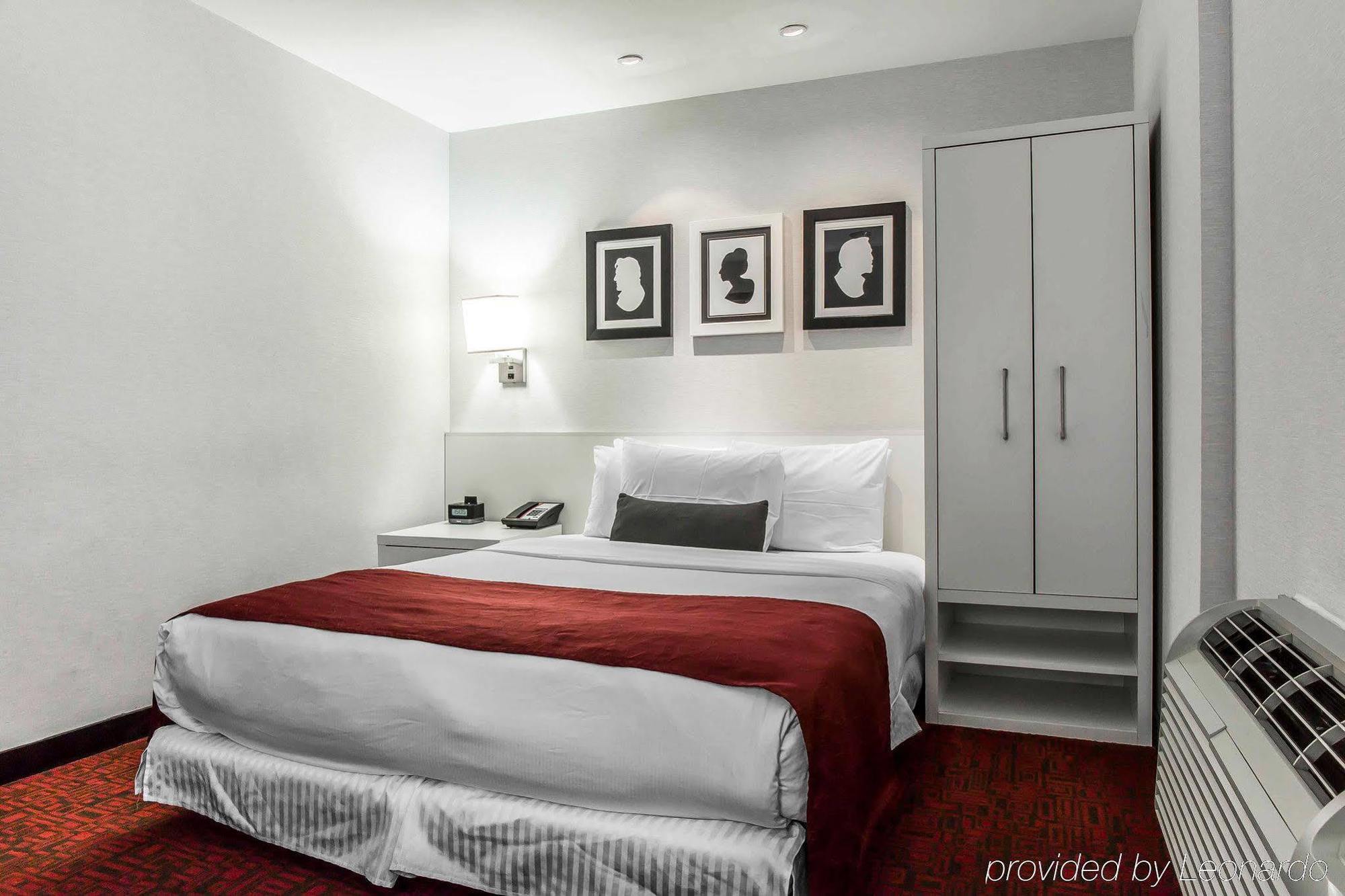 Solita Soho 3*