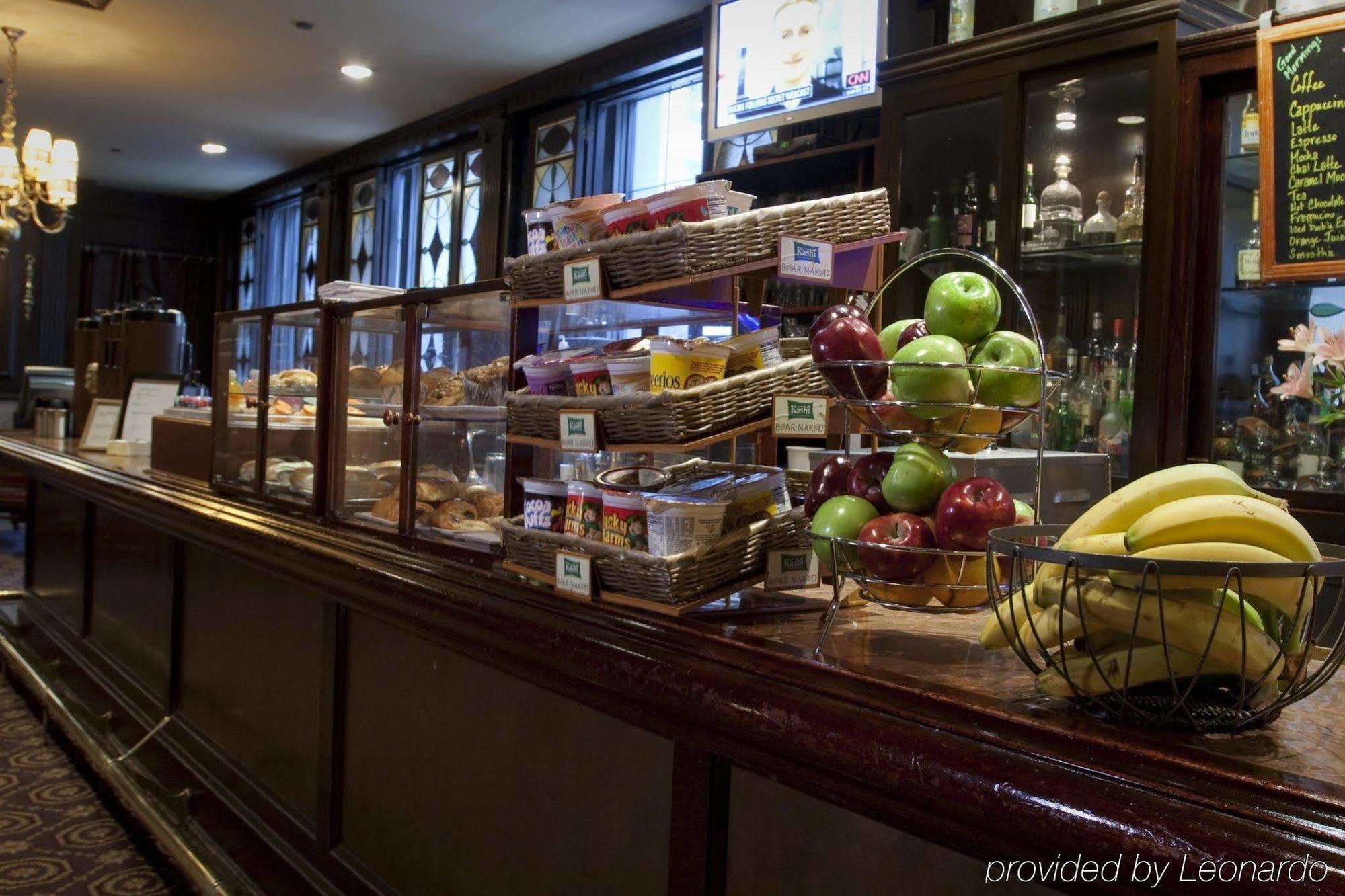 Khách sạn The Roosevelt New York