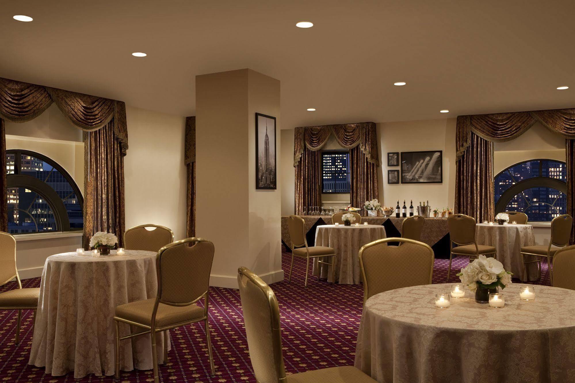 The Roosevelt Khách sạn