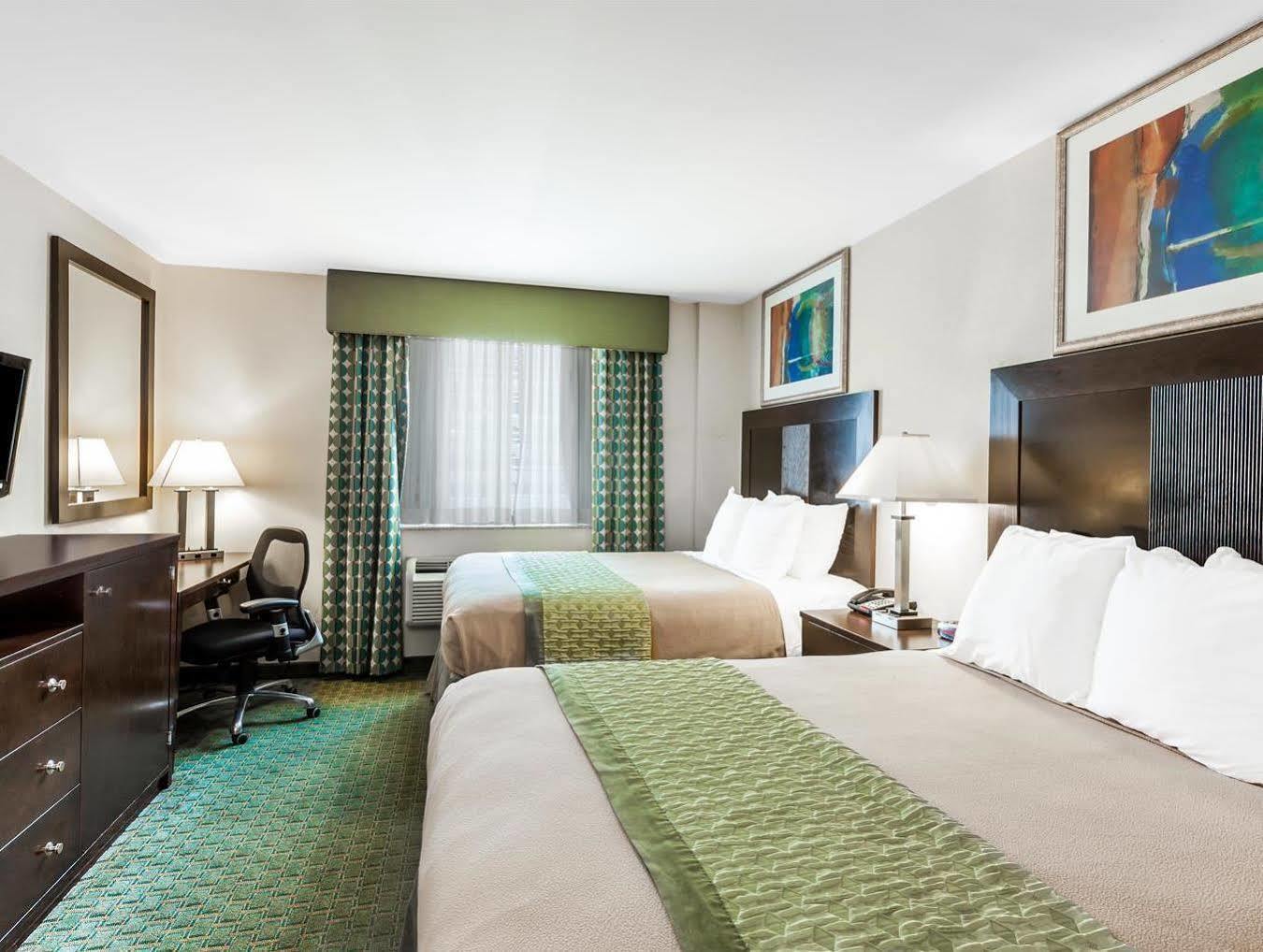 Royal 2* Nova York