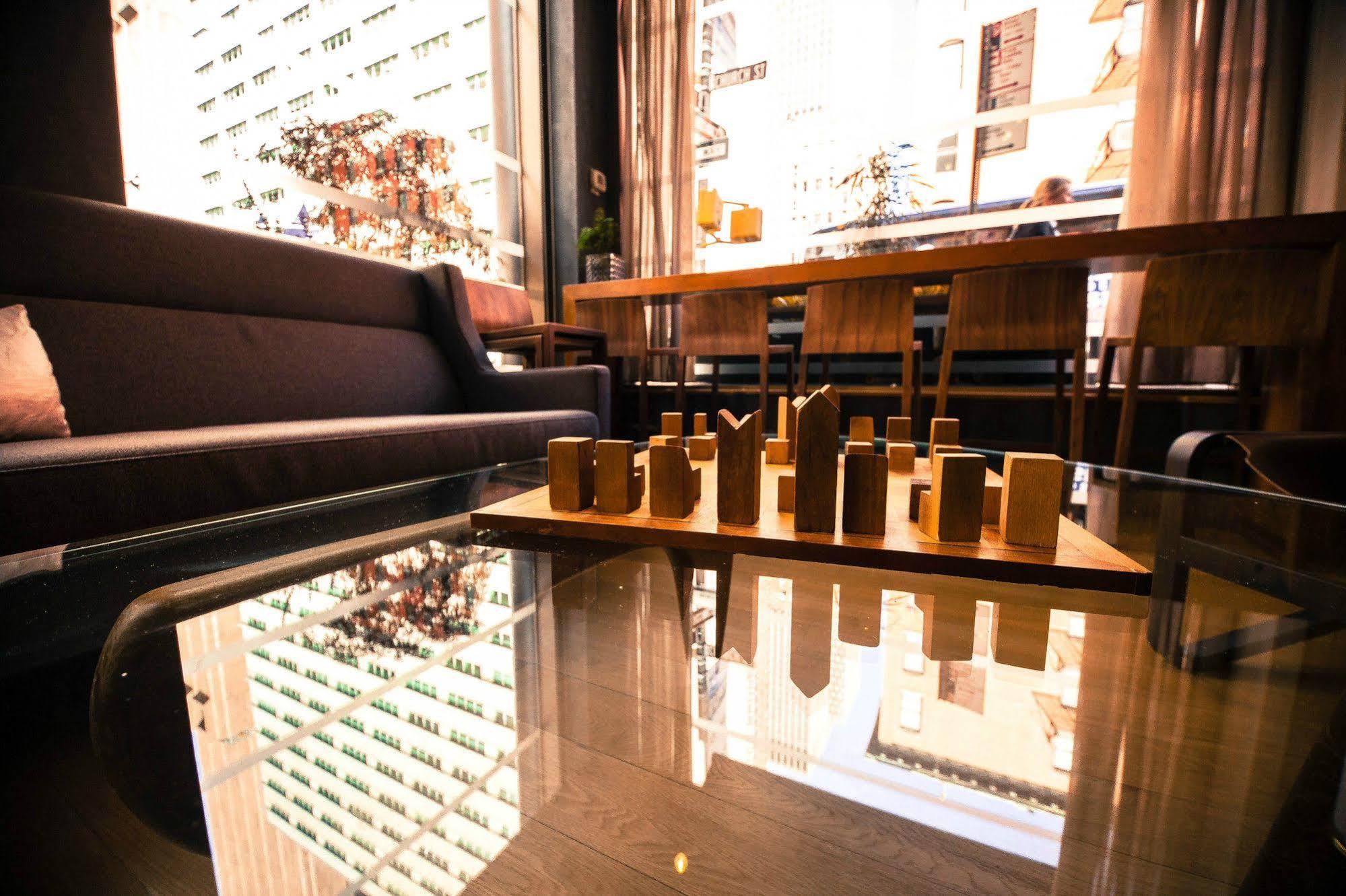 Khách sạn Sonder Duane Street 4*