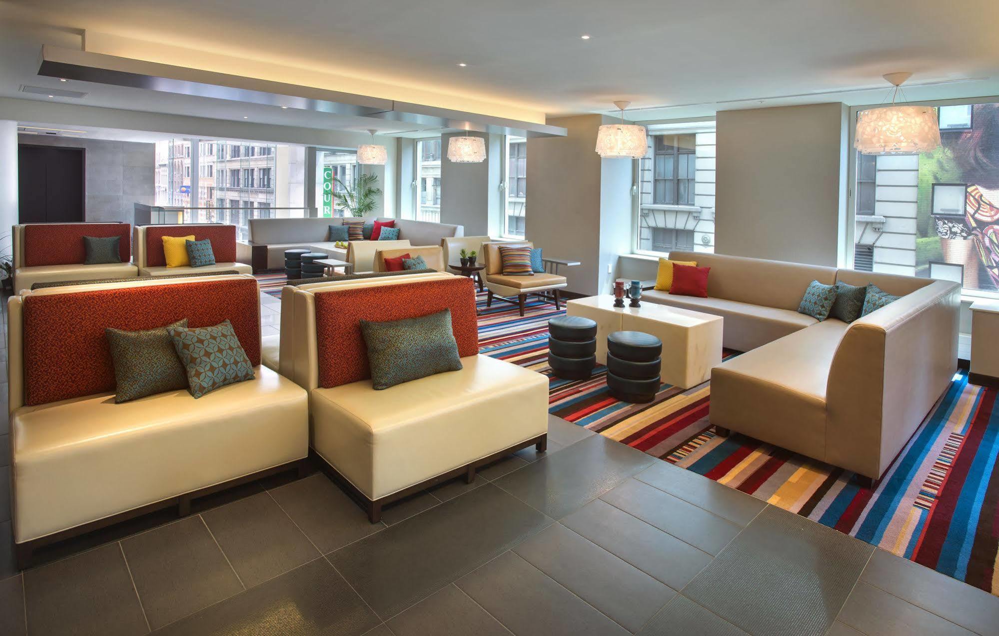 Khách sạn Courtyard By Marriott Manhattan/herald Square 4*