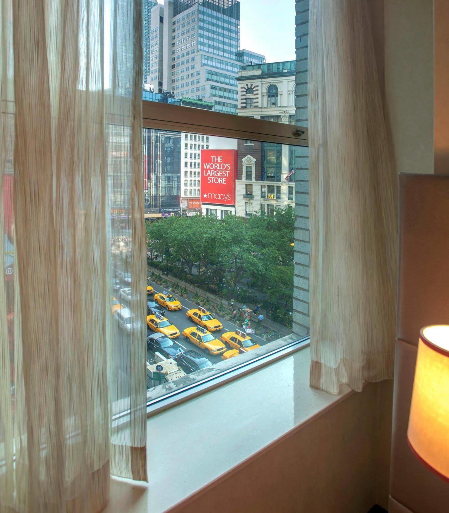 Courtyard By Marriott Manhattan/herald Square Khách sạn