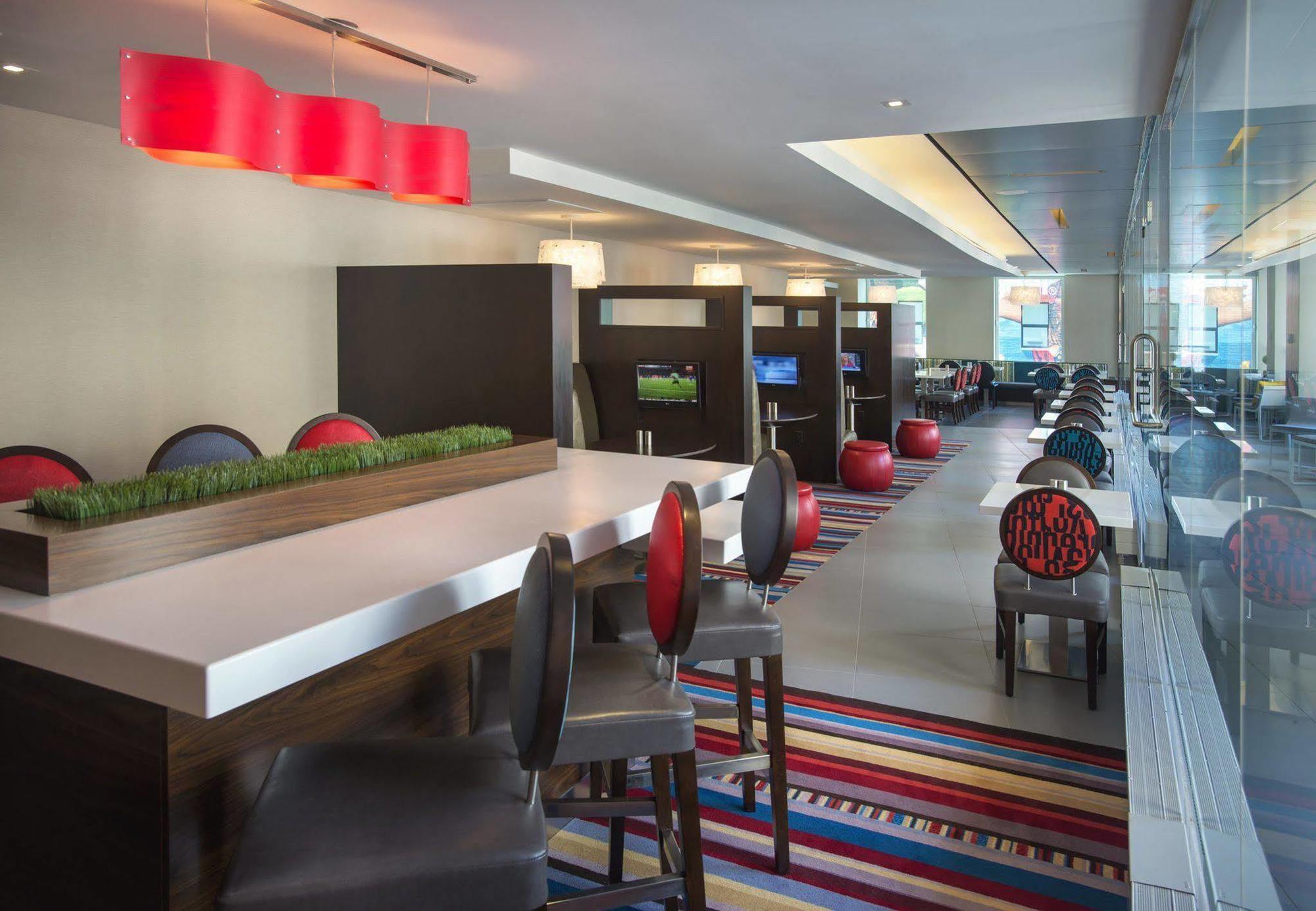 Khách sạn Courtyard By Marriott Manhattan/herald Square New York
