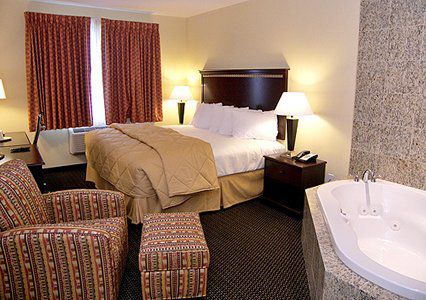 Travelodge By Wyndham Queens Khách sạn 3*
