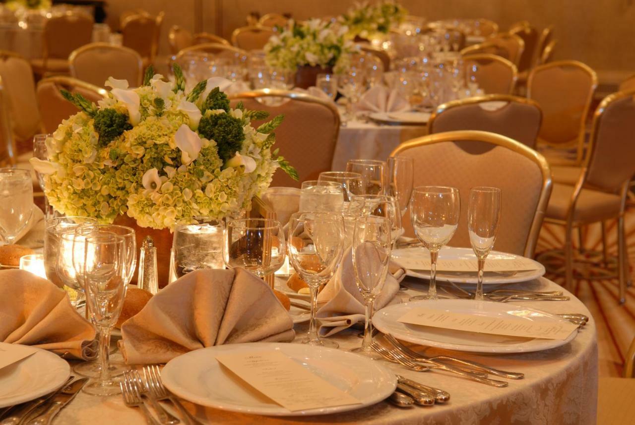 Khách sạn The Roosevelt New York