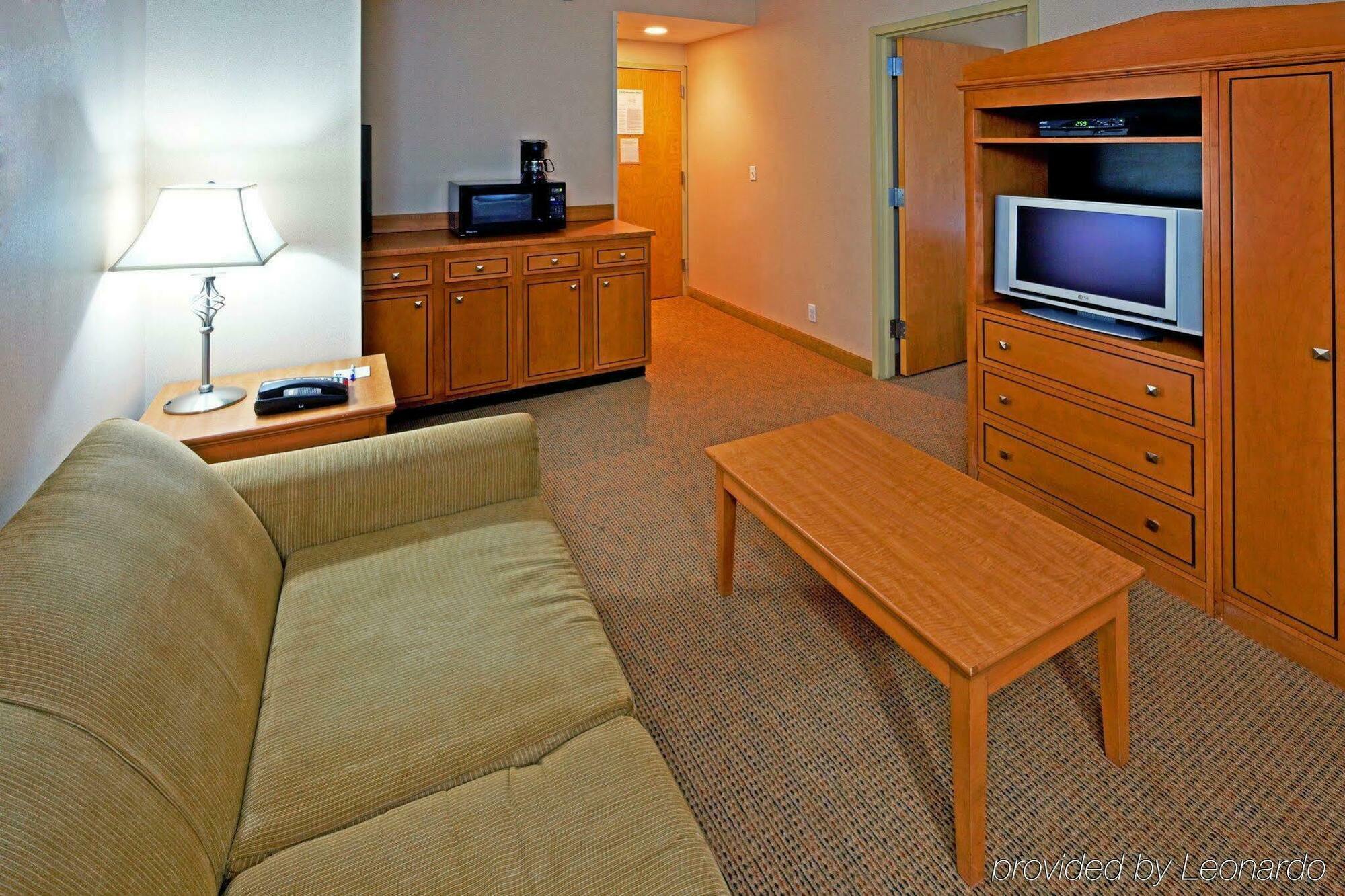 Khách sạn Citadines Connect Fifth Avenue 3*