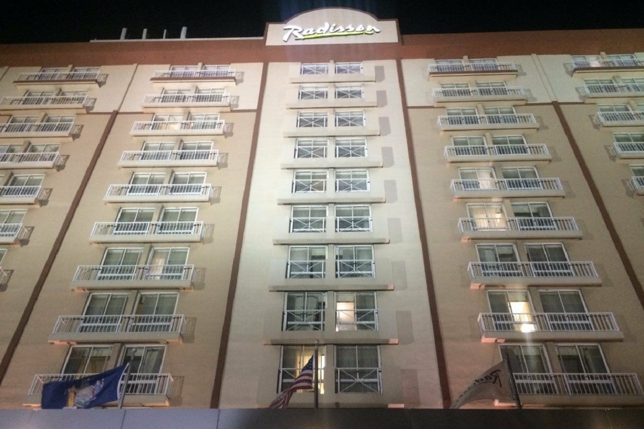 Doubletree By Hilton Jfk Airport Khách sạn