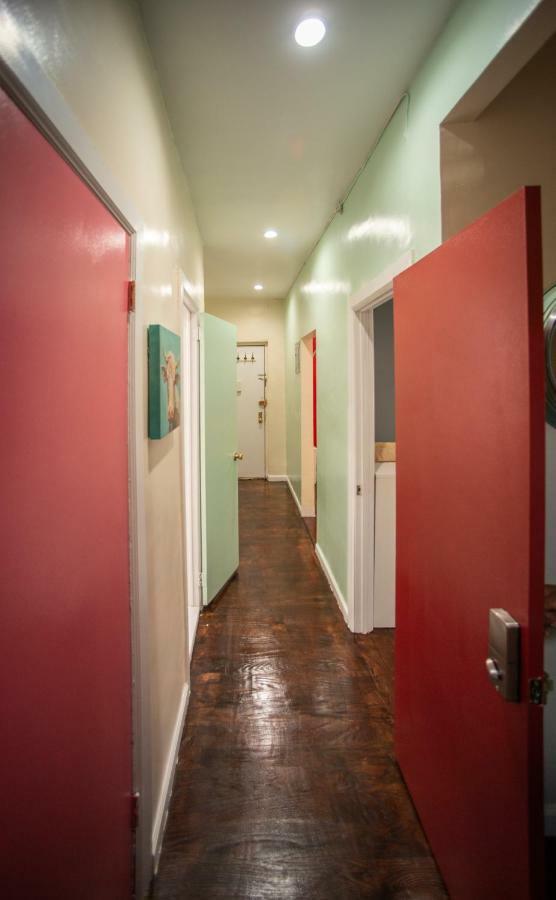 Private In A Shared 15 Minutes To Times Square! Ở trọ New York