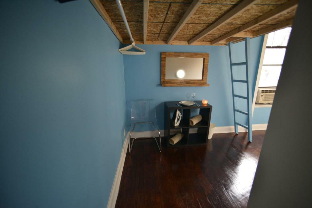 Private In A Shared 15 Minutes To Times Square! Ở trọ