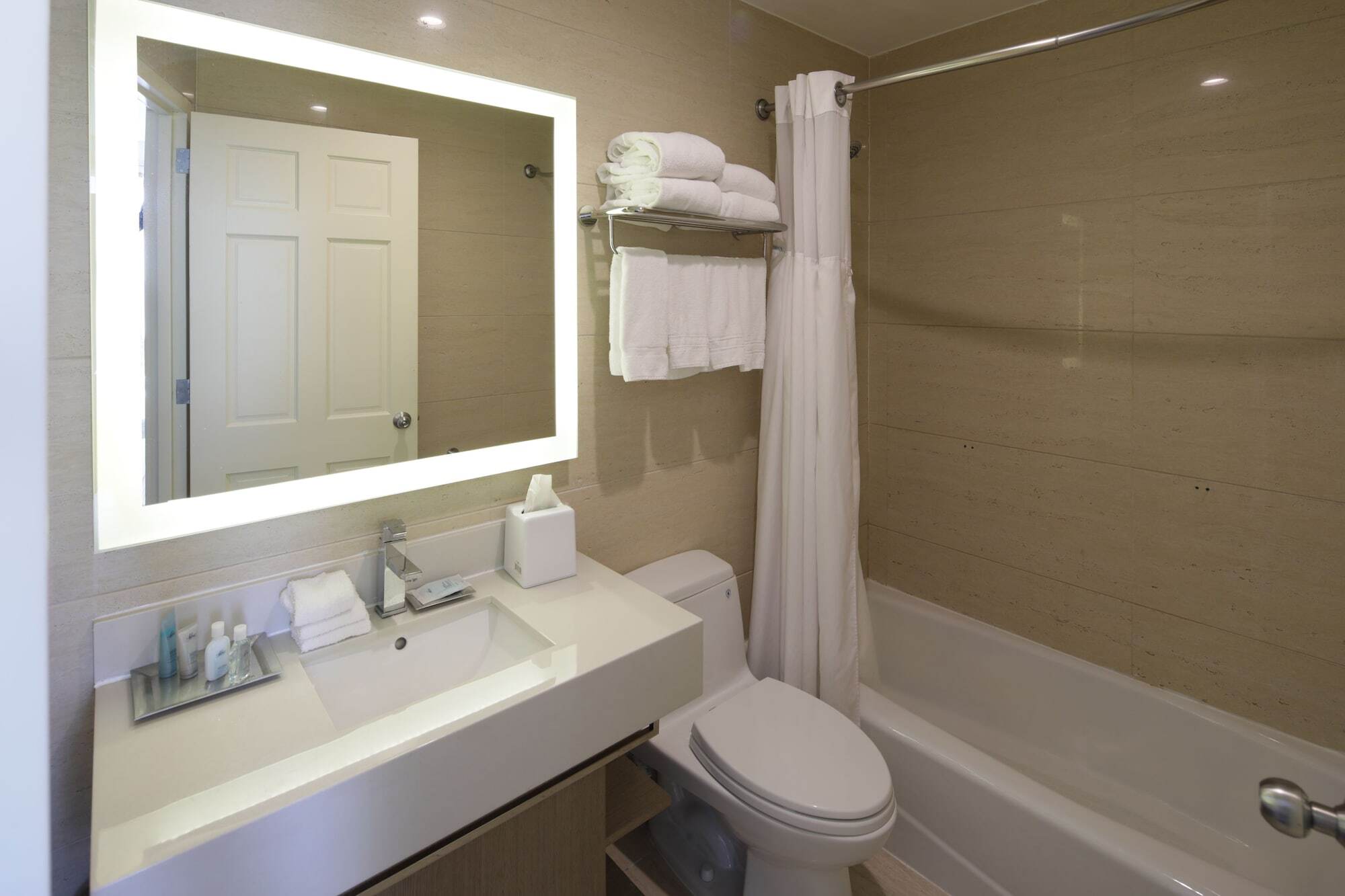 Wyndham Garden Fresh Meadows Flushing 3* Nova York