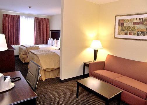 Khách sạn Travelodge By Wyndham Queens 3*