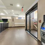 Hotel Pergola Jamaica JFK