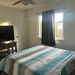 A Spacious & Blissful Stay In Queens