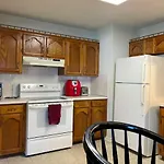 Modern 2 Bed One Bath At West Side