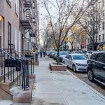 Lenox Hill 2Br W Elevator Doorman Nr Art Nyc-1389