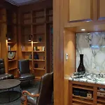 Hotel-Style @ The Mansfield Midtown