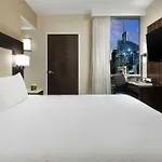 Hilton Garden Inn New York - Times Square Central