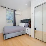 Luxury Sutton Place Duplex 3Br 3Bth