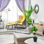 2 Bedroom Cozy Central Apartment